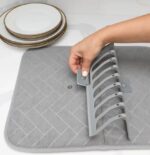 Foldable Dish Drying Mat with Plastic Drain Rack Absorbent Kitchen Counter Drying Pad - Image 7