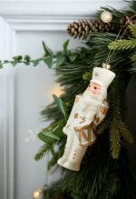 Snowflake Hanging Ornament, Holiday Decor Pendant Suitable for Christmas and Halloween Themed Layout - Image 6