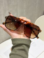 4 Pairs Y2K Style Aviator Sunglasses Set for Men and Women - UV400 Protection, PC Frame Fashion Driving Glasses Lightweight Retro Eyewear Style 1 - Image 6