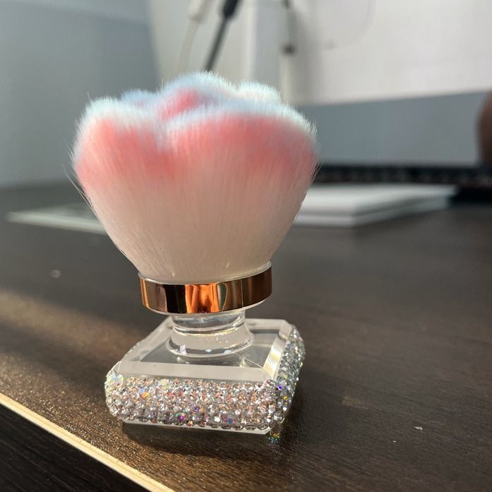 V1341-ZY-ULW82WCP-WHITE-00 Multifunctional Diamond-Studded Nail Dust Brush and Makeup Powder Brush with Soft Synthetic Bristles for Nail Art Cleaning, Desktop Dusting, and Portable Cosmetic Application (White) - Image 1